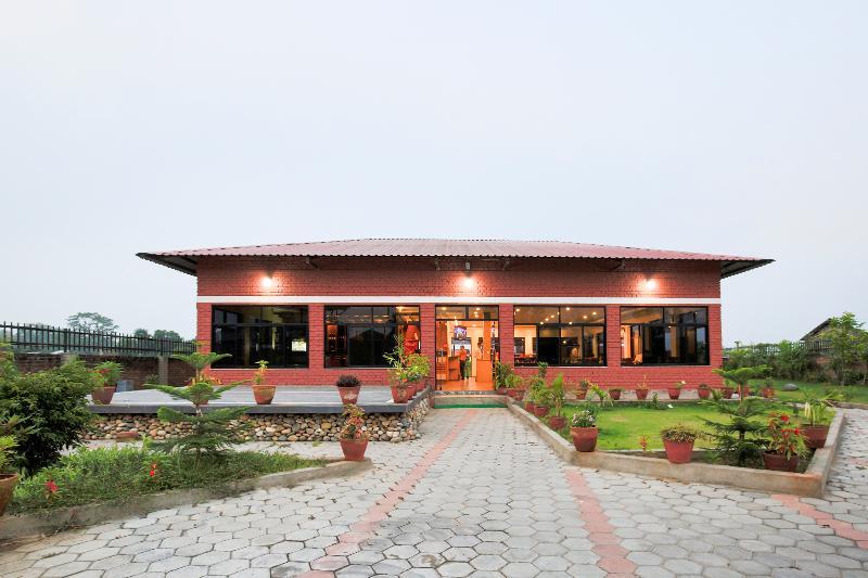 Vision Safari Pvt Ltd Sauraha Exterior foto